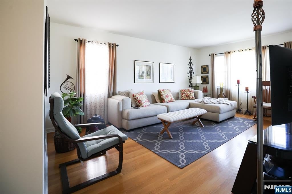 118 Diamond Bridge Avenue – photo 2