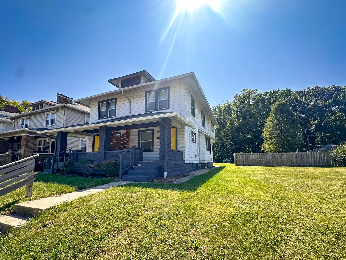 5033-5035 E New York St – photo 1