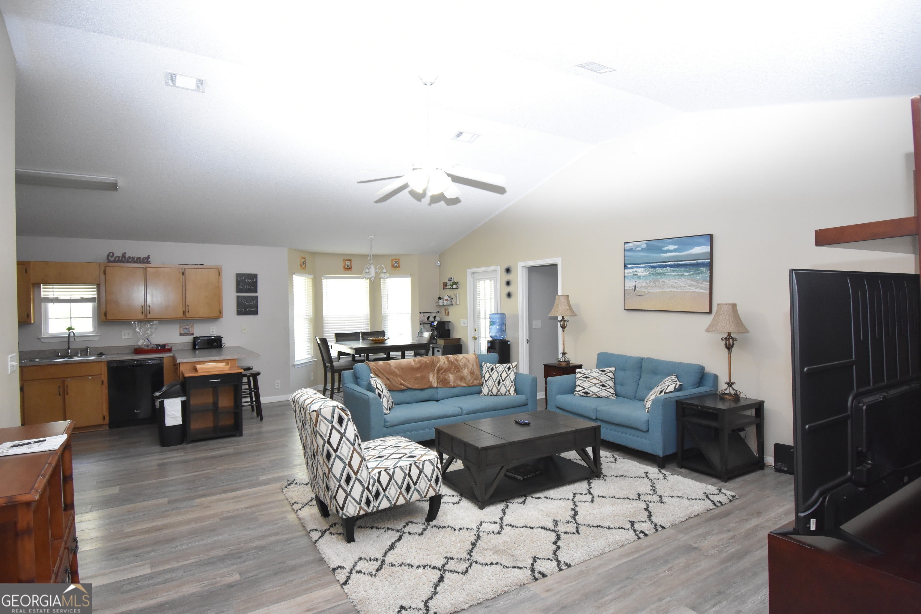 218 Lake Forest Drive – photo 3
