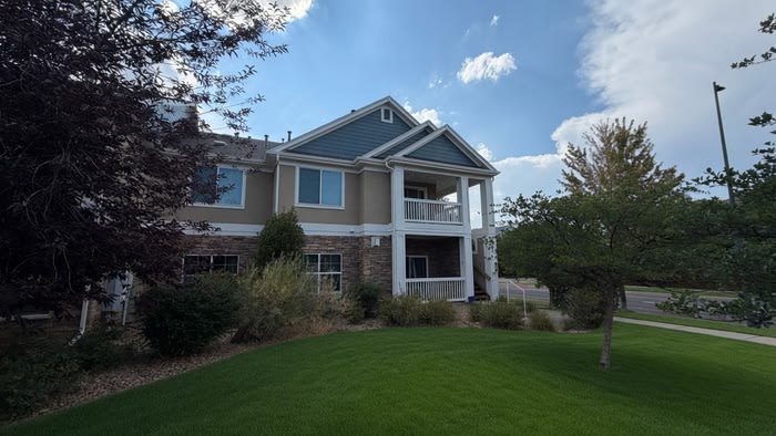 8200 East 8th Avenue – photo 1