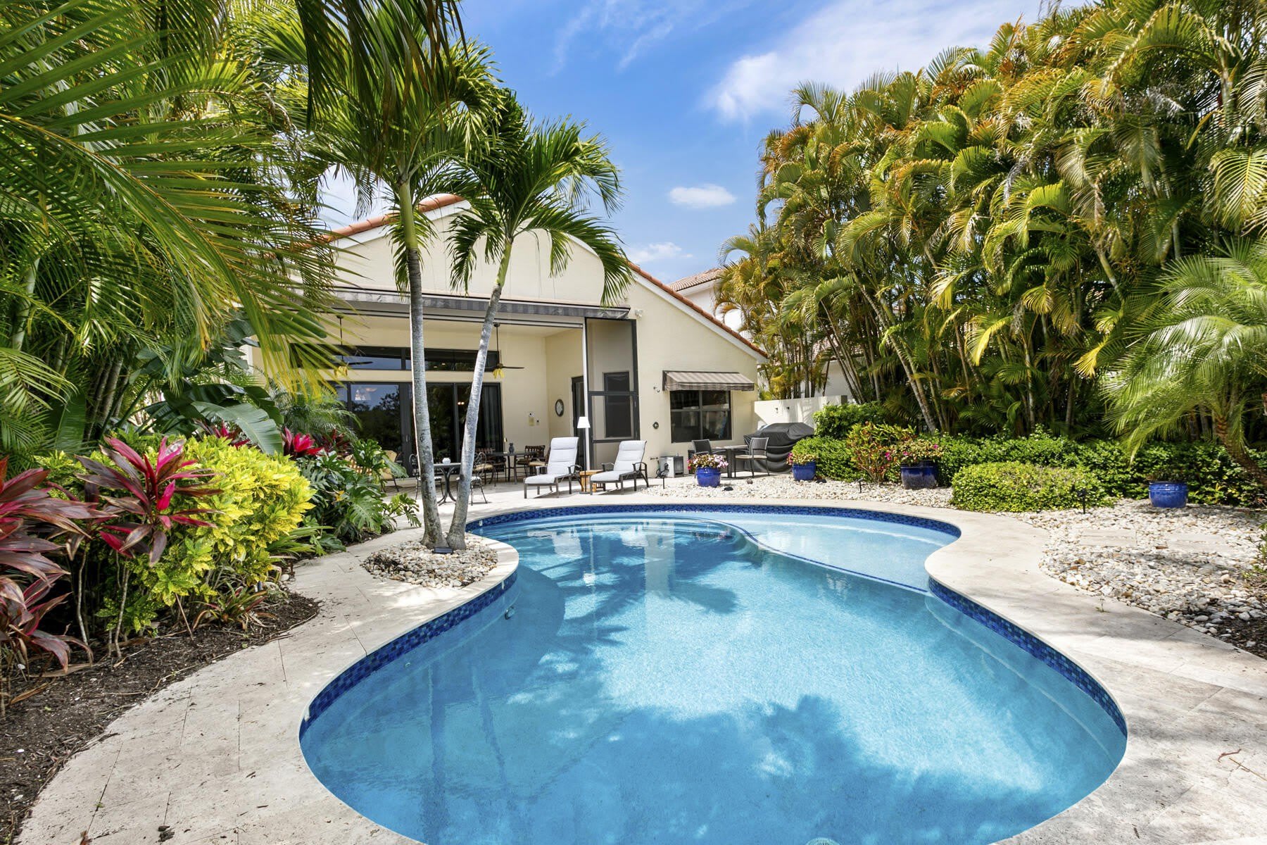 6700 Fox Hollow Drive – photo 3