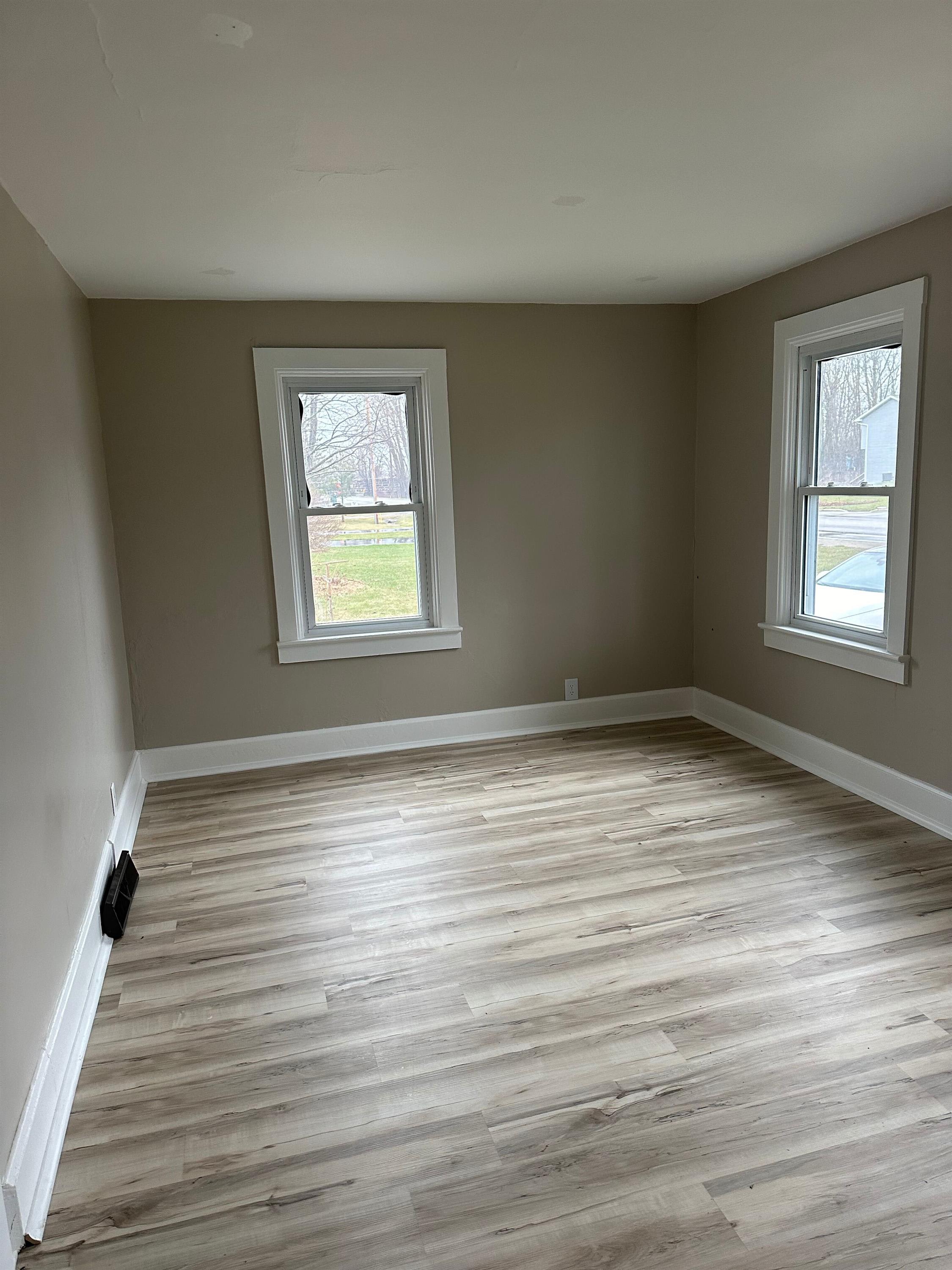 962 Lakeview Drive – photo 5