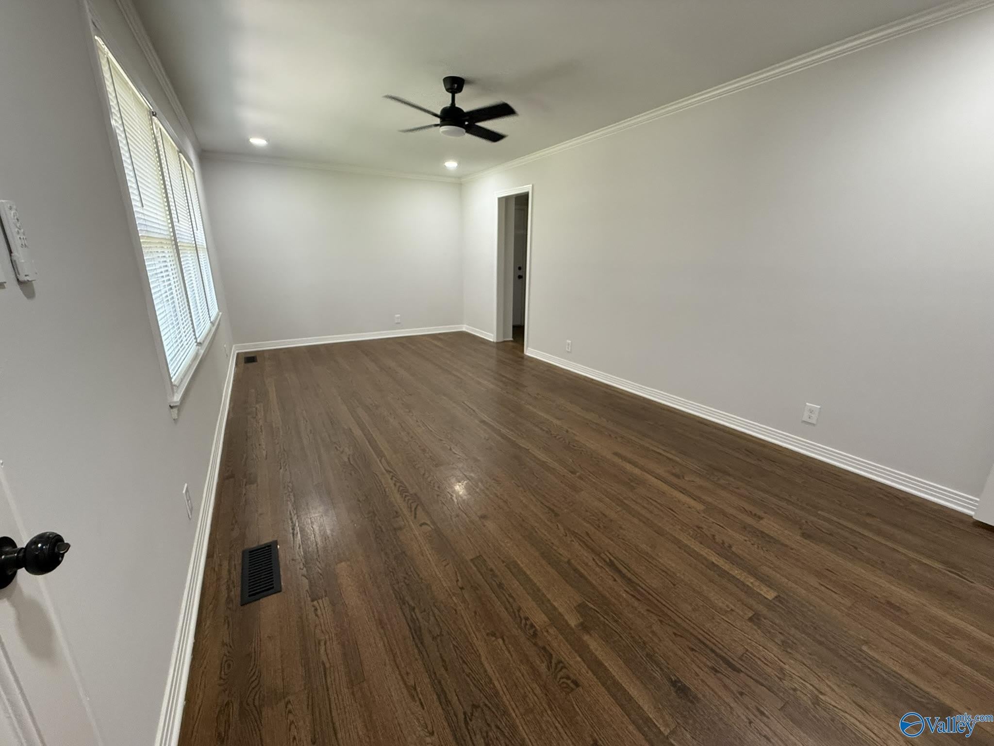 3702 Vogel Drive NW – photo 5