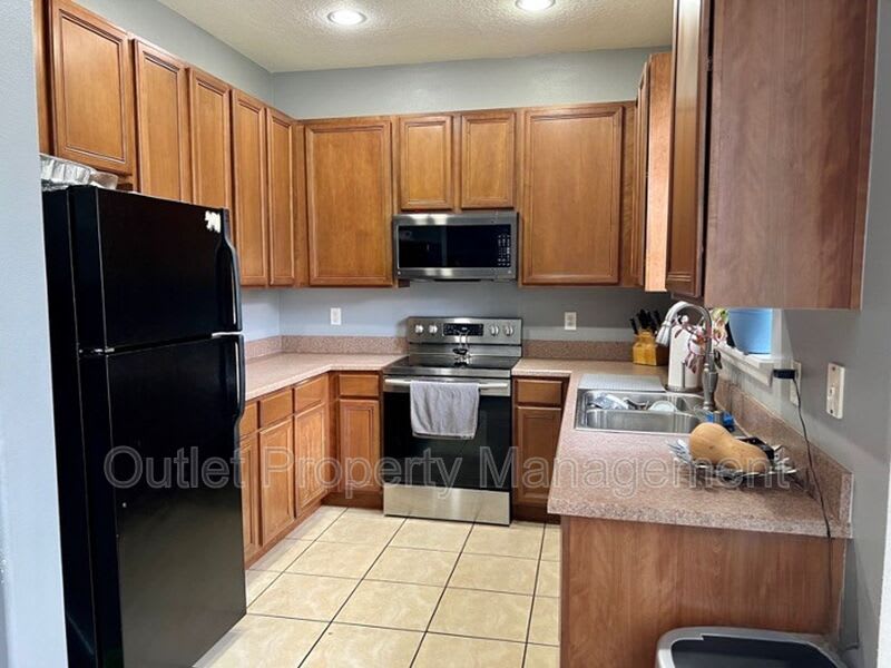 316 Coral Beach Circle – photo 5