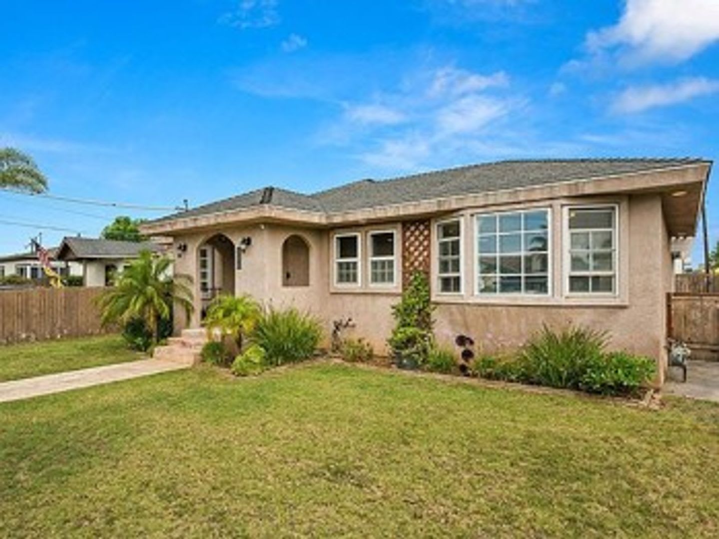 3 Bed 2 Bath With 3 Car Garage – photo 5