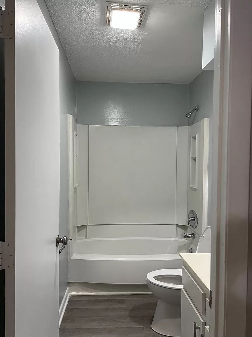 Room In 2 Bedroom Condo At Sharon Chase Dr – photo 2