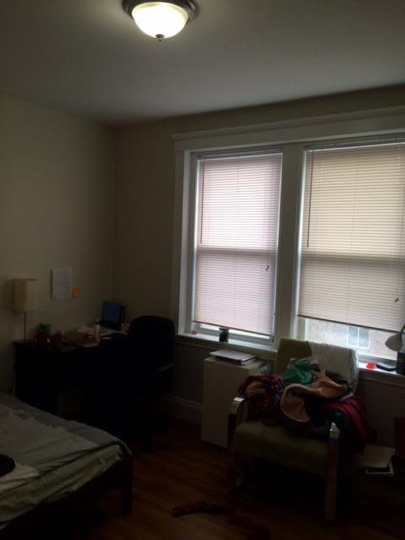 Charming 2 Bedroom – photo 3