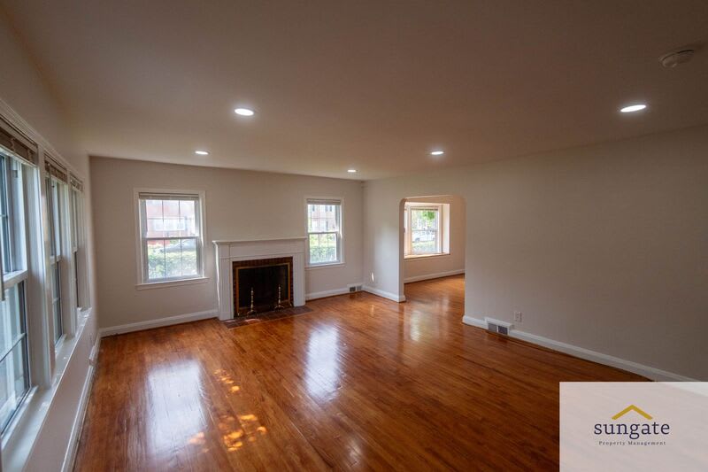 1907 Glen Ridge Rd – photo 3