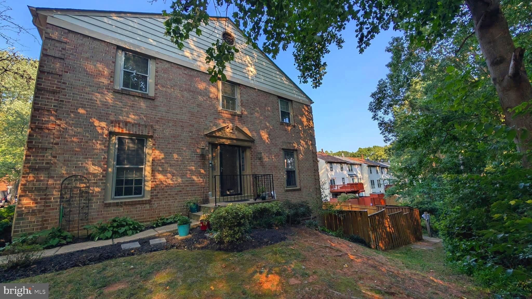 5612 Sutherland Court – photo 2