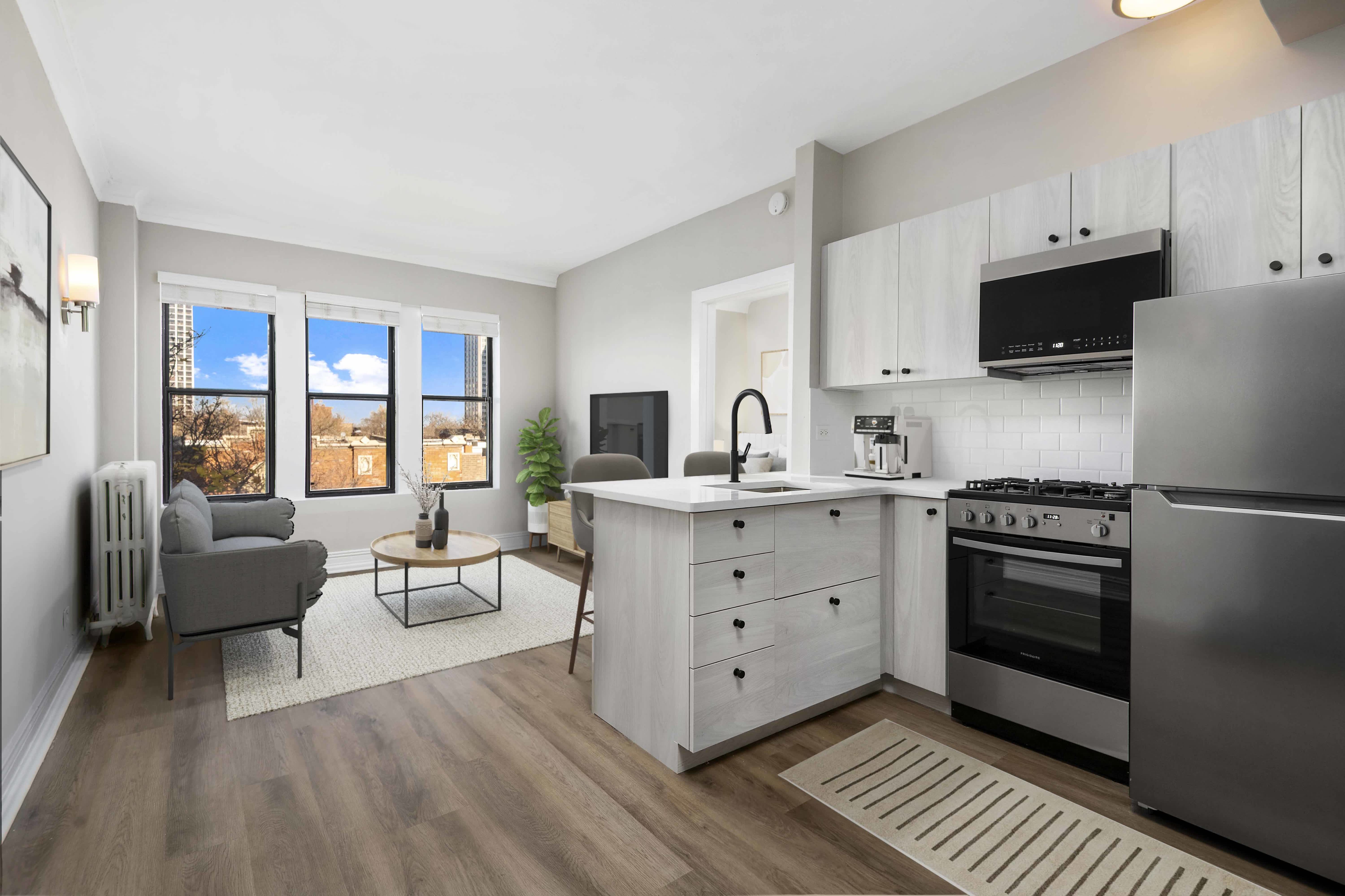 5515 N Broadway Street – photo 4