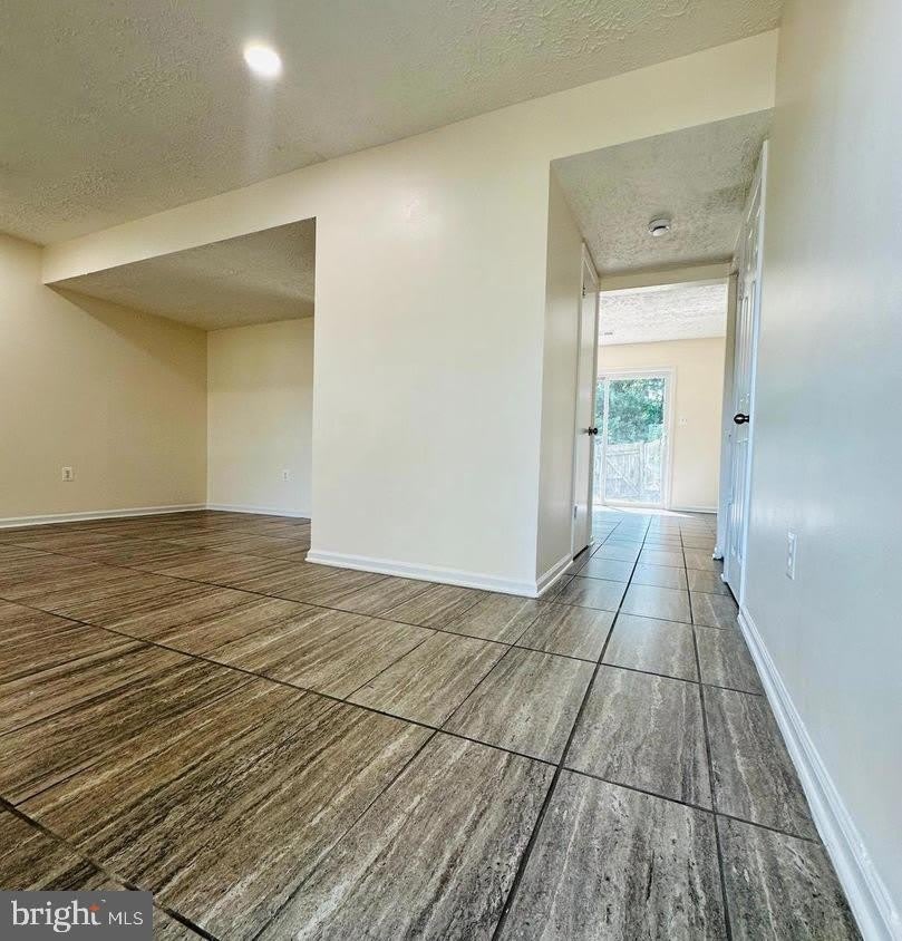 8658 WOODHUE Court – photo 5