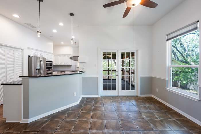 7203 Desert Rose Cove – photo 2