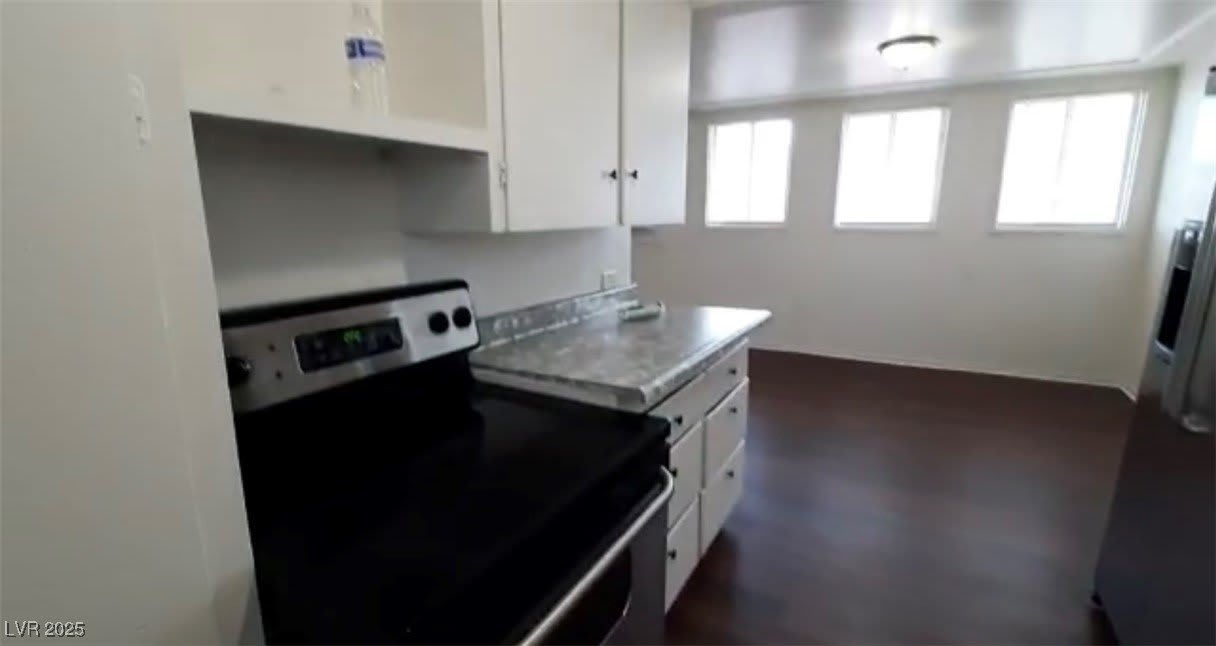 180 N Jones Street – photo 3