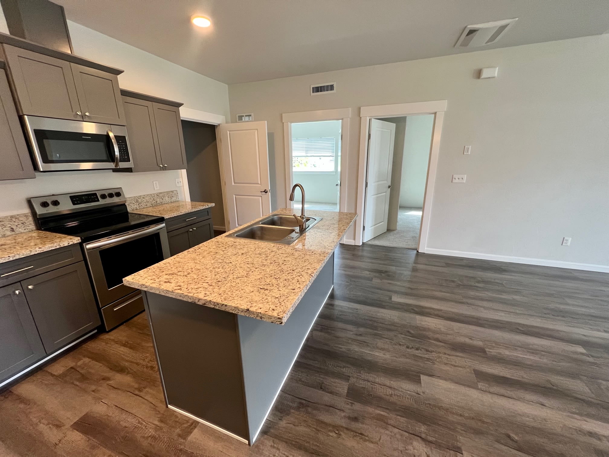 199 Mellecker Way – photo 5