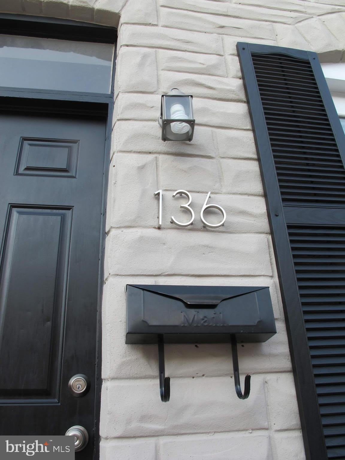 136 N CURLEY Street – photo 3