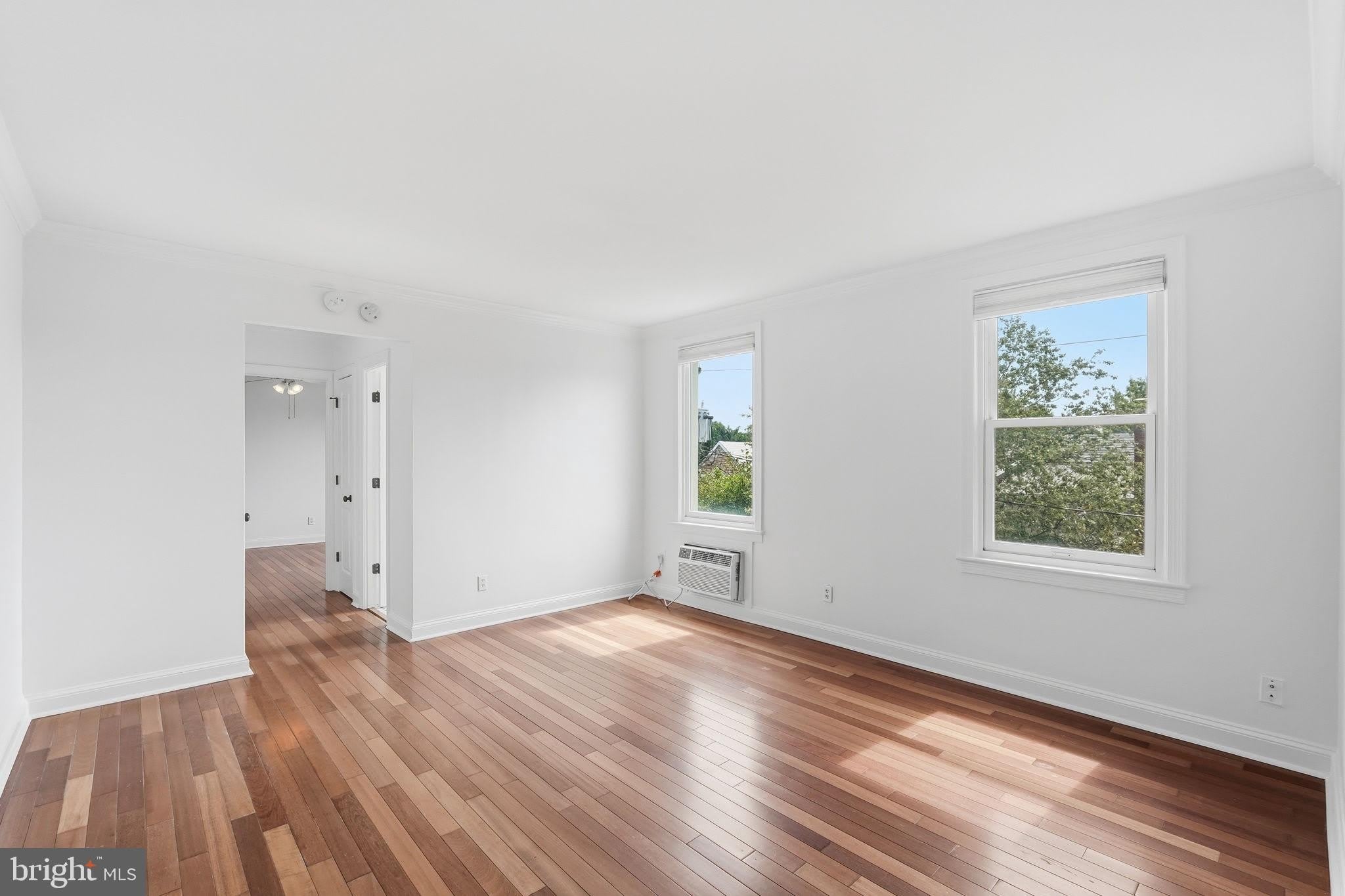 906 S Washington Street S – photo 3