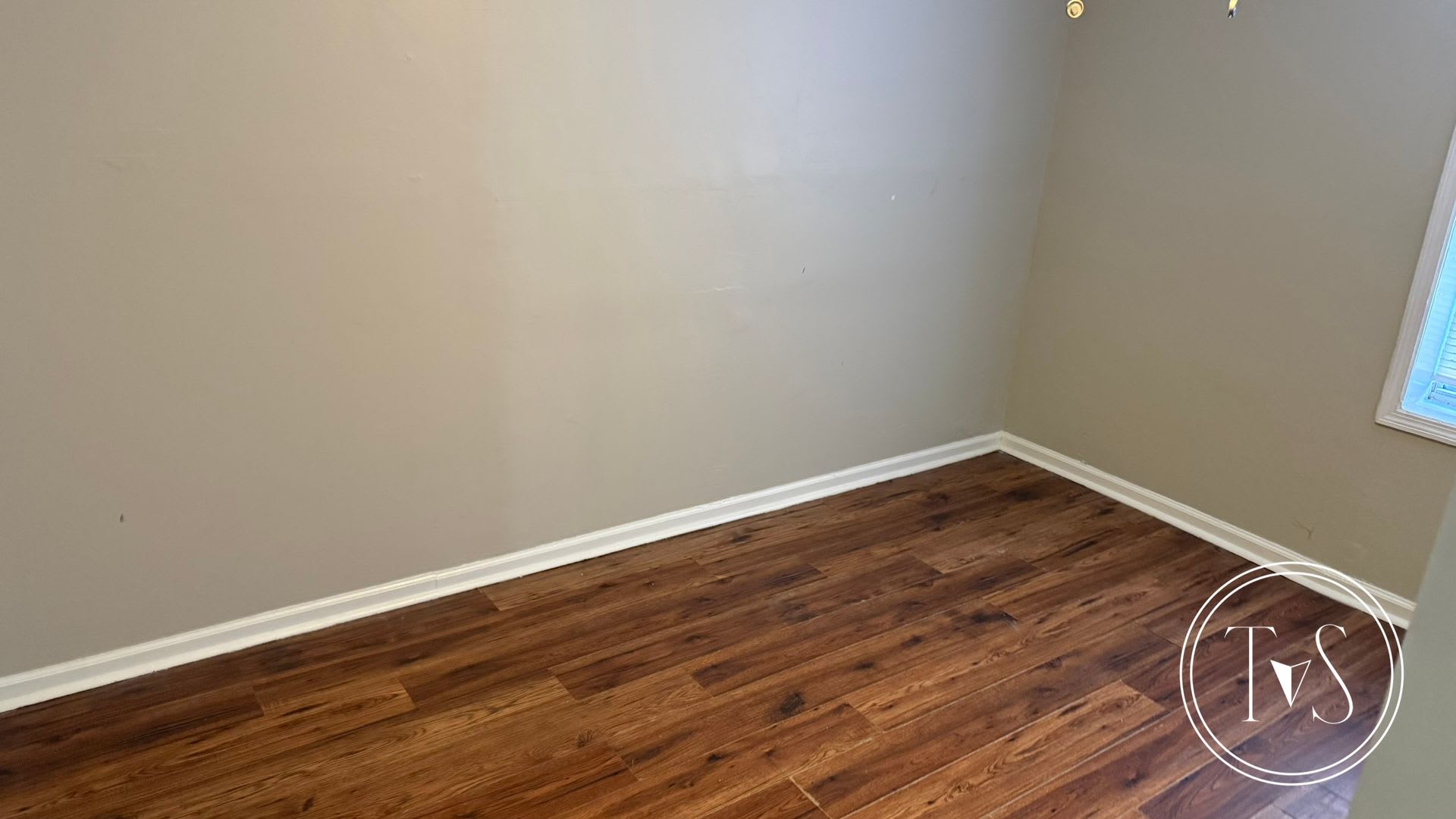 Charming 3 Bed 2 Bath Single Story Home In Carver Heights – photo 5