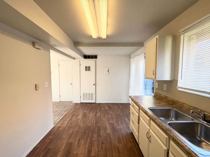 2284 S 800 E 1 – photo 2