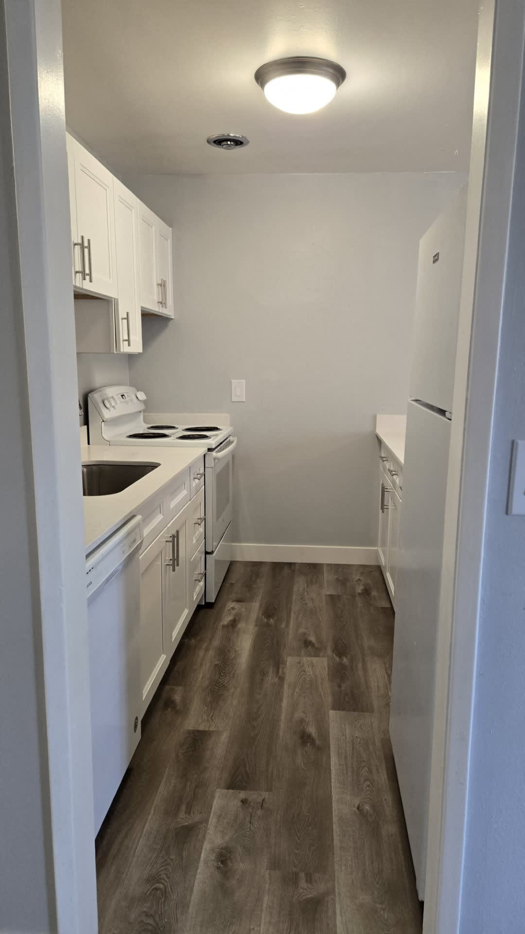 Camille Court Apartments – photo 5