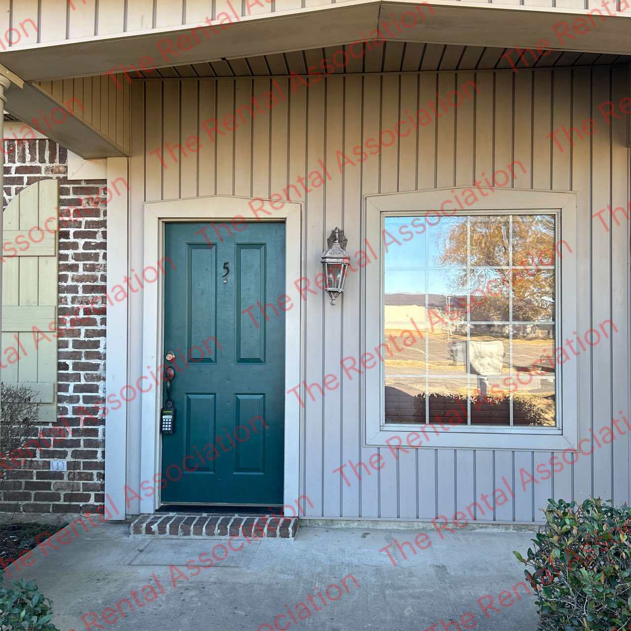 120 Church Street, Unit 5 – photo 2