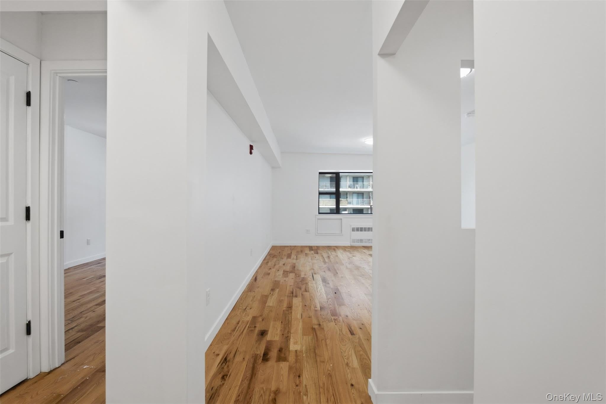 671 Bronx River Road – photo 3
