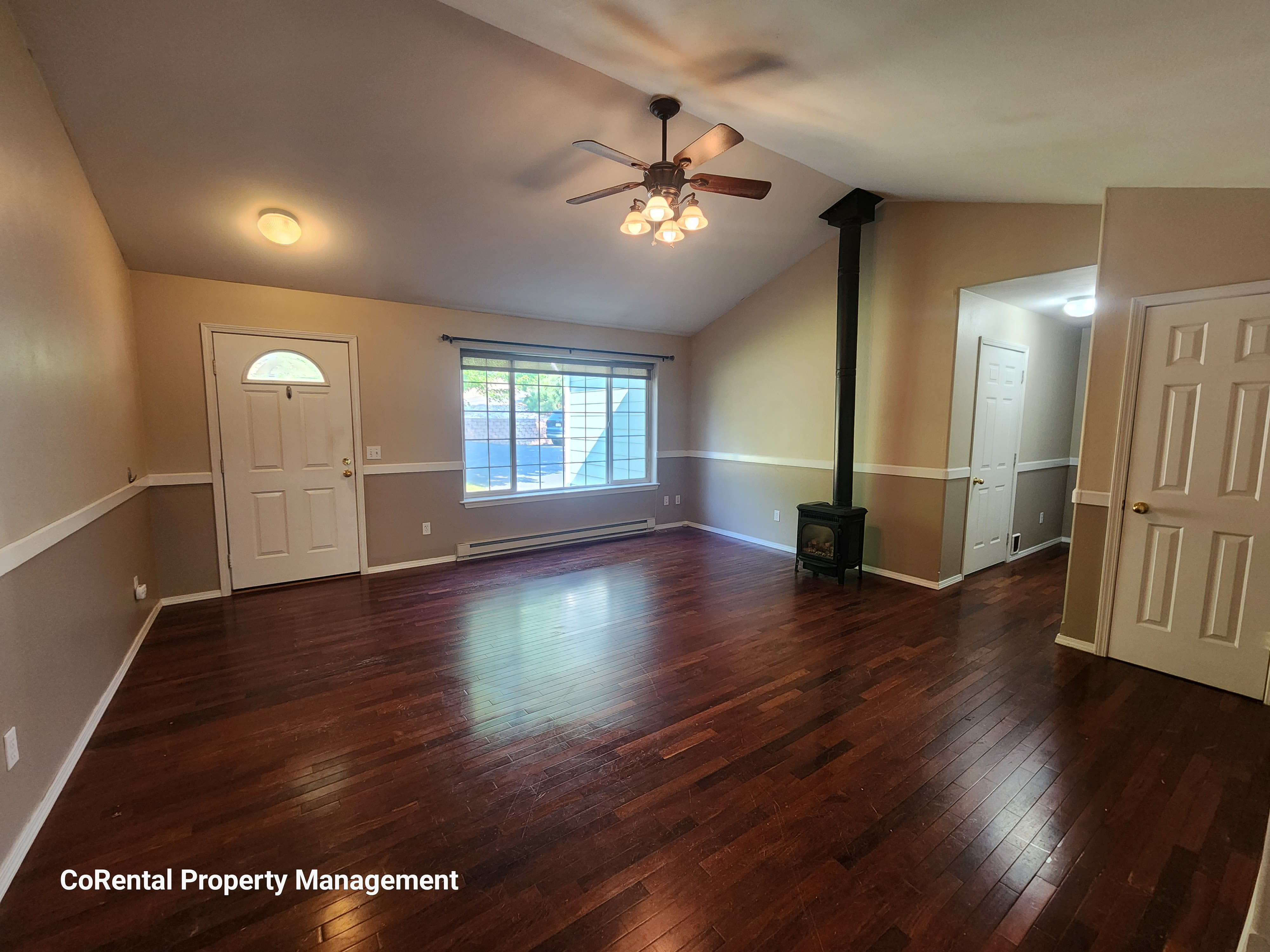 967 Electric Ave – photo 5
