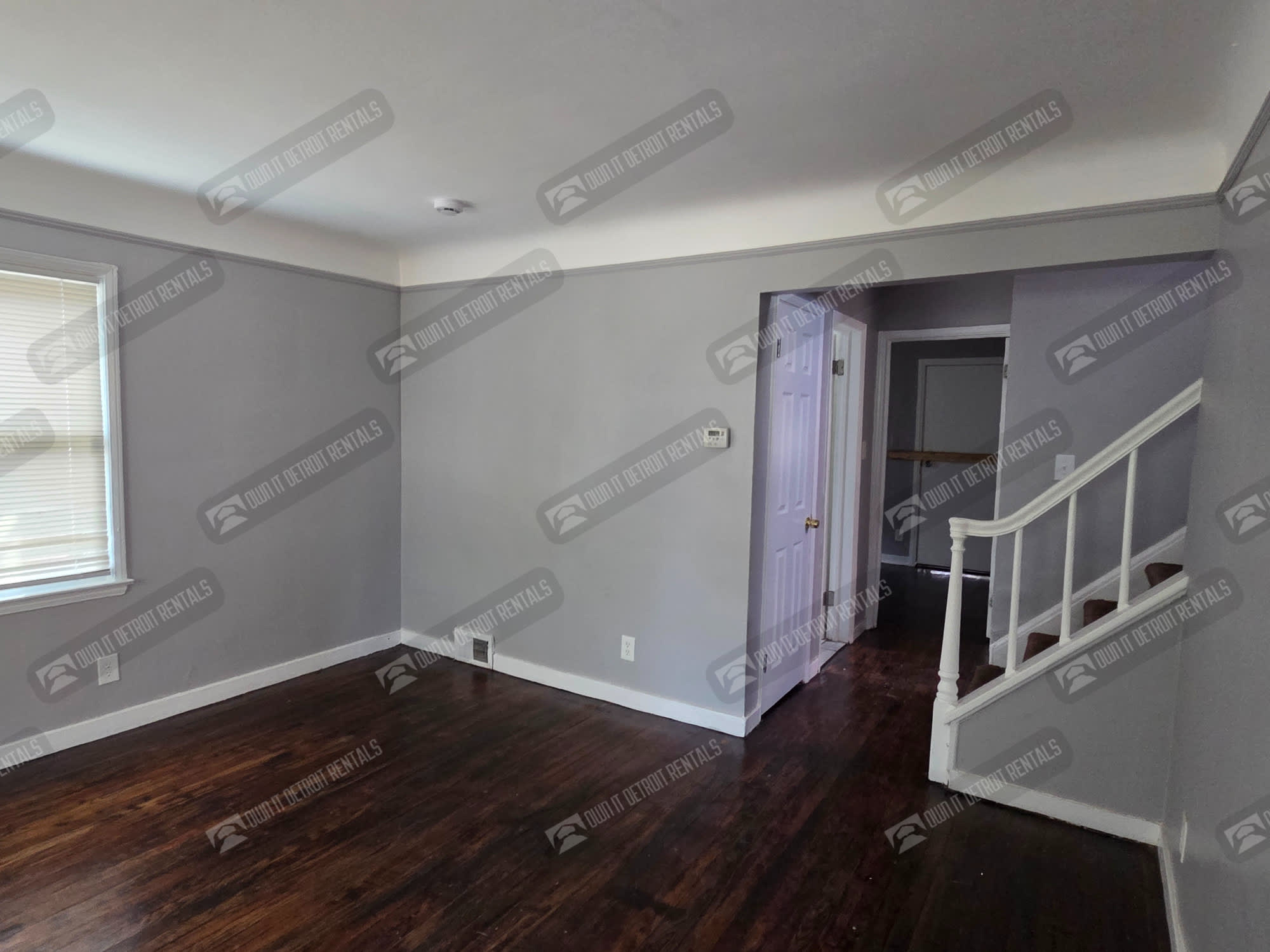 19335 Plainview Ave – photo 4