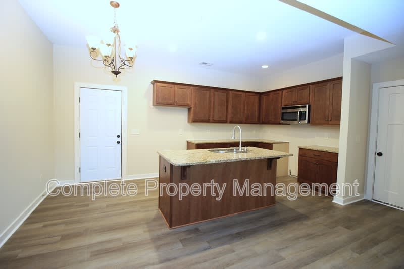 20478 Castle Ridge Rd – photo 4