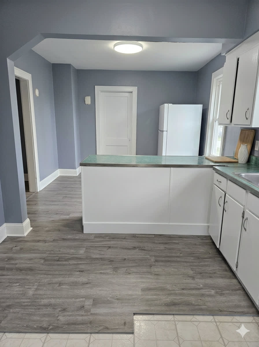 6412 37Th Ave – photo 2