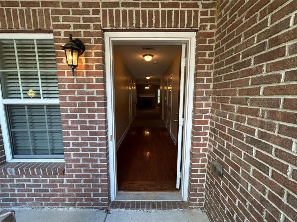 3233 Glenloch Place – photo 4