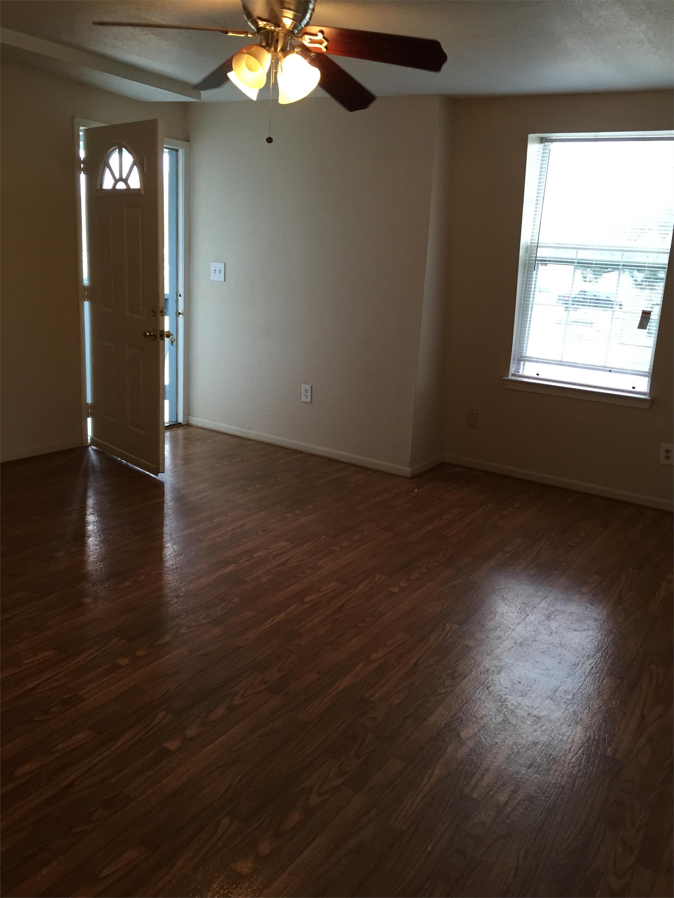 2320 Granger – photo 2