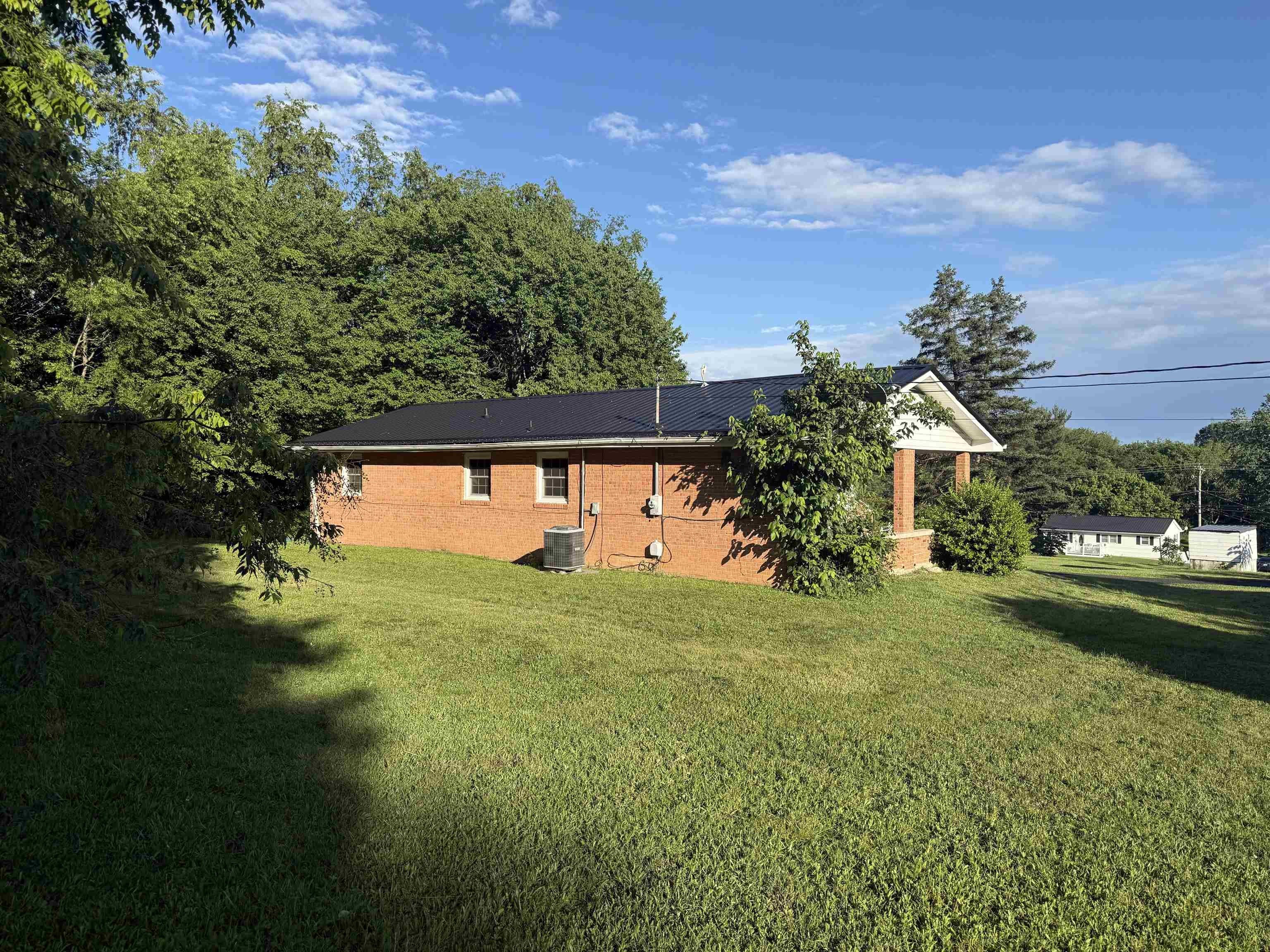 1610 Mudpike Road – photo 4
