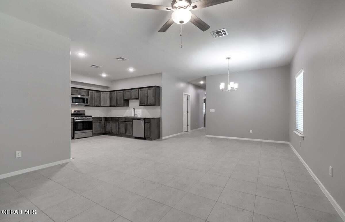 515 DUSK VIEW Street – photo 3
