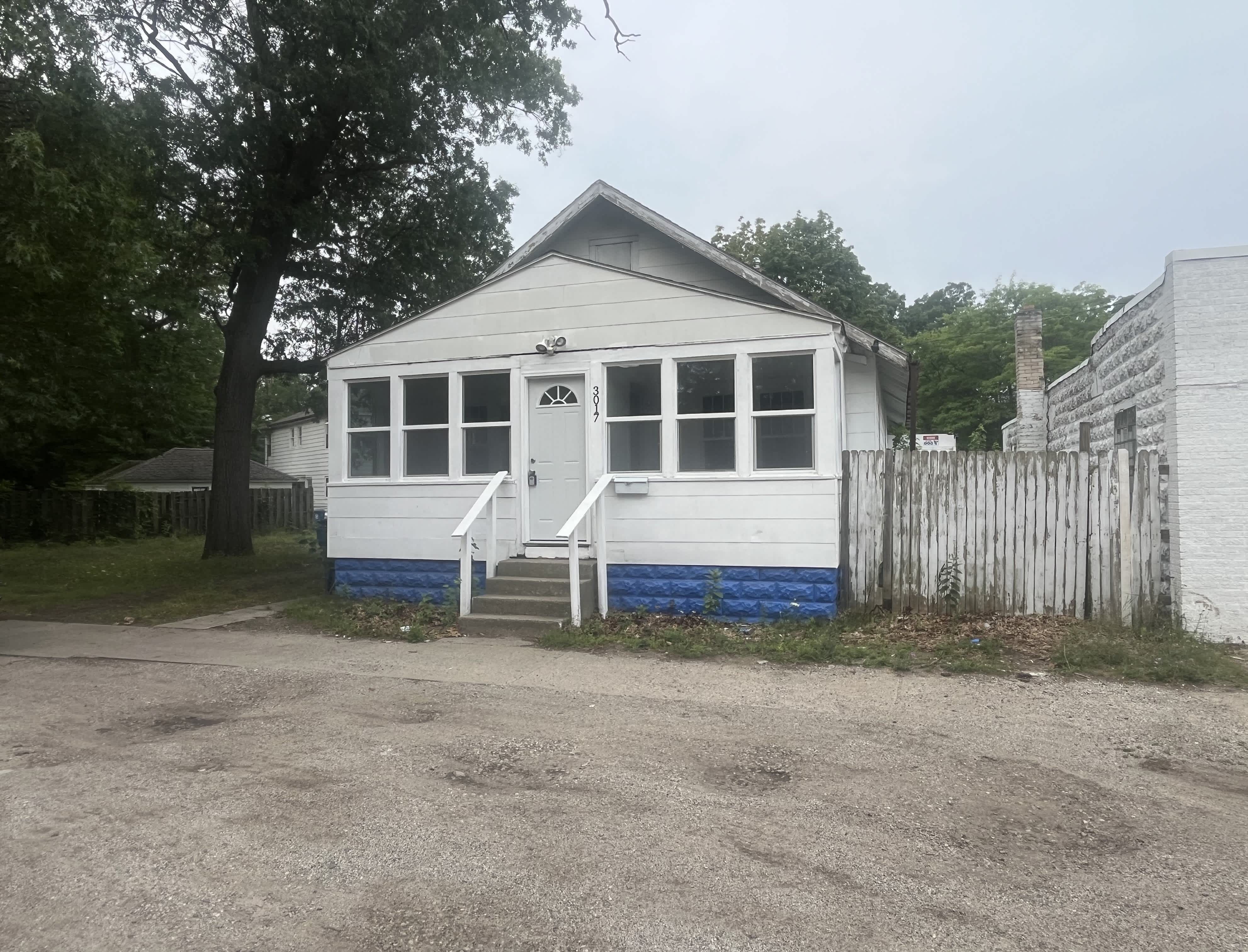 3017 Merriam St – photo 1