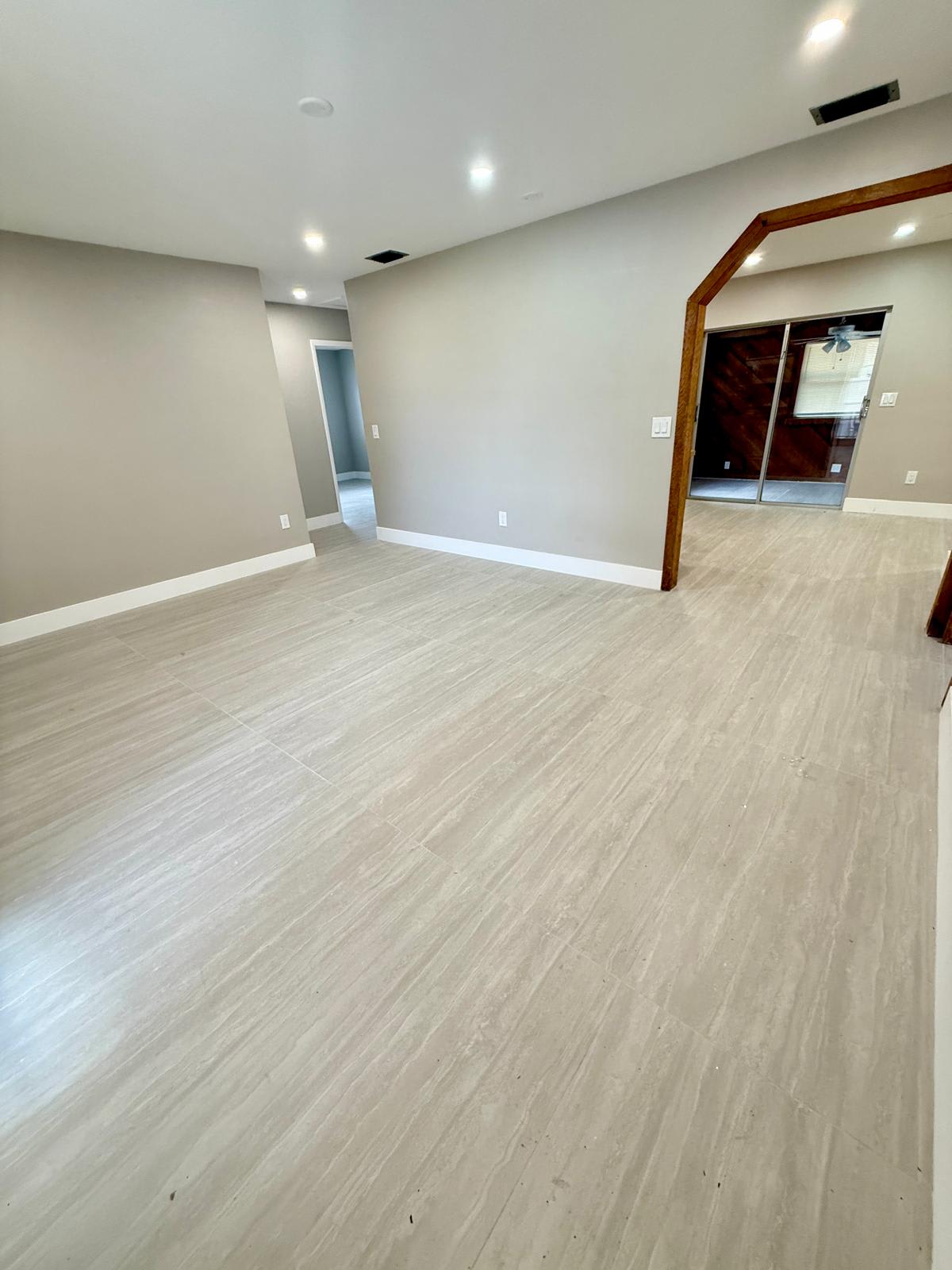 3933 Southwest 51st Street – photo 4
