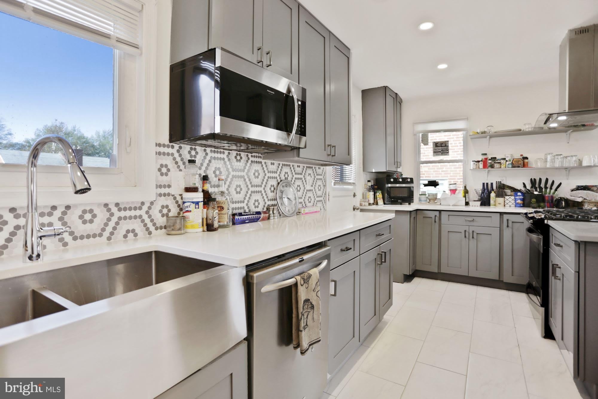4910 Sargent Road Ne – photo 2