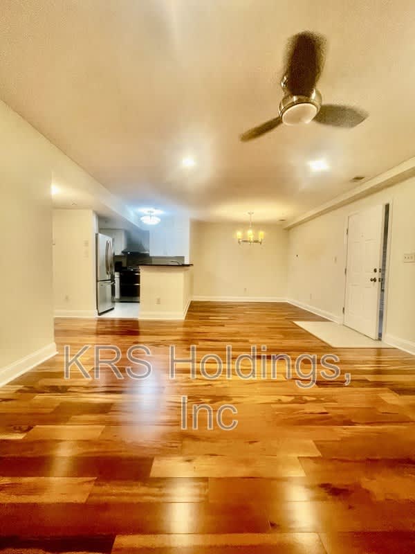 6917 Mary Caroline Cir – photo 4