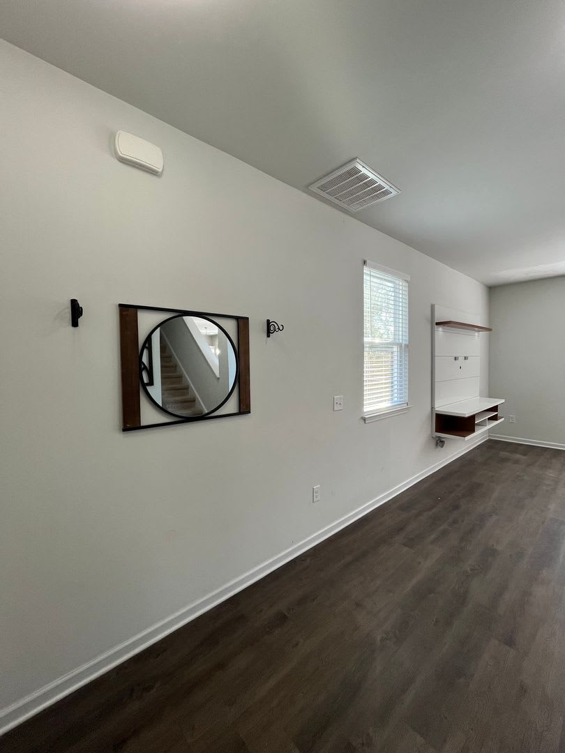 Beautiful 4-Bedroom Home in Leland! – photo 3