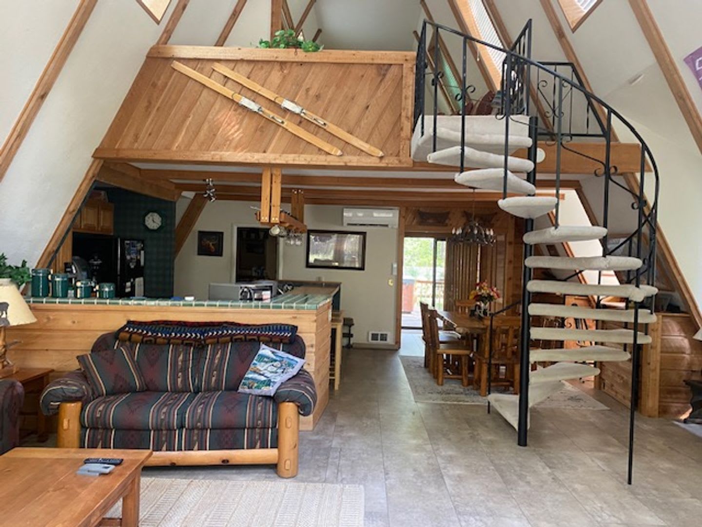 2 Bedroom 2 bath Mountain Chalet close to Big Mountain – photo 2