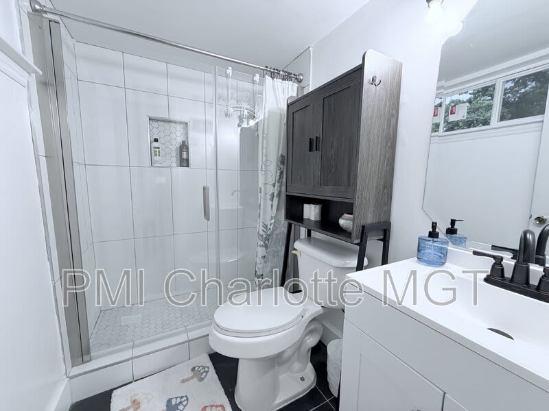 5315 Greenbrook Dr – photo 5