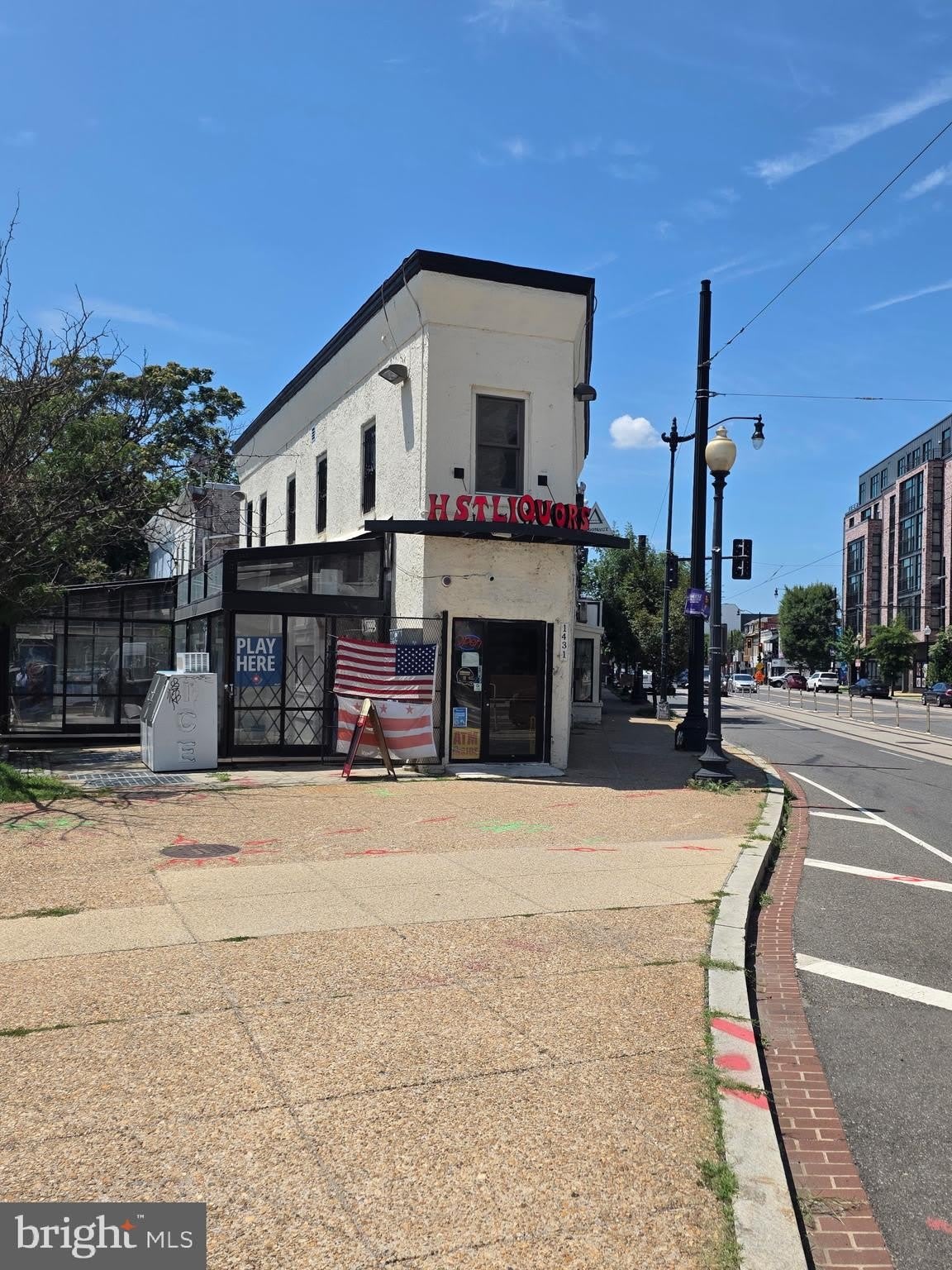 1433 H Street NE – photo 1