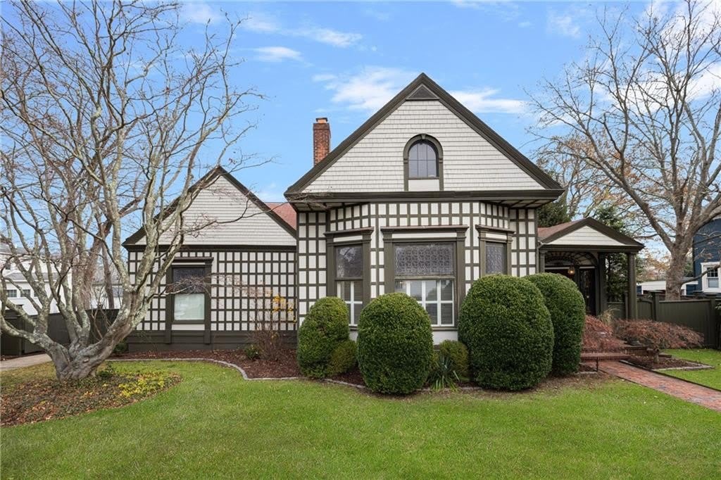 4 Hunter Avenue – photo 2