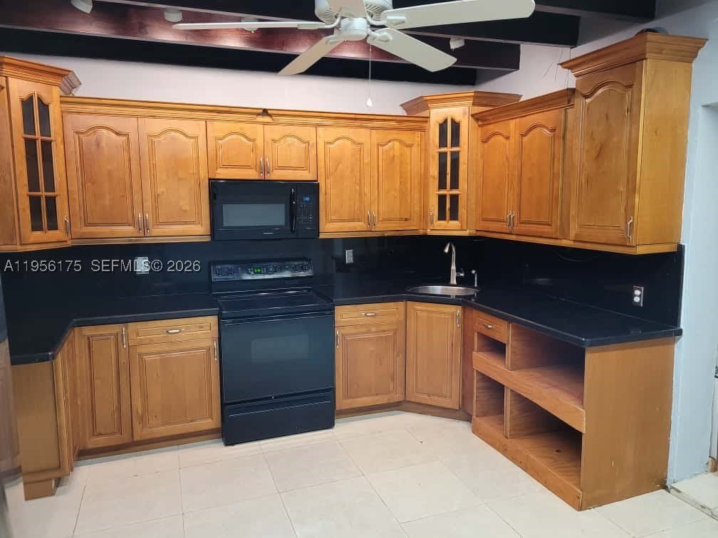 2828 SW 3rd St – photo 5