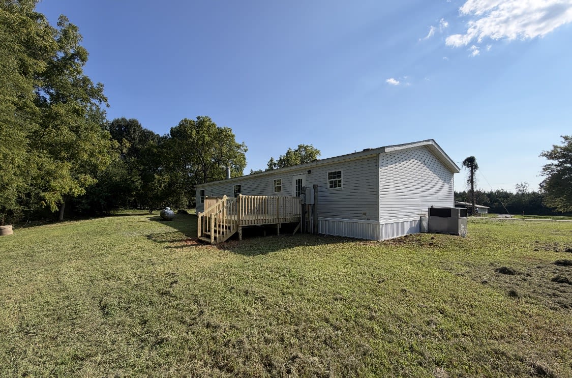 109 Corn Rd – photo 4