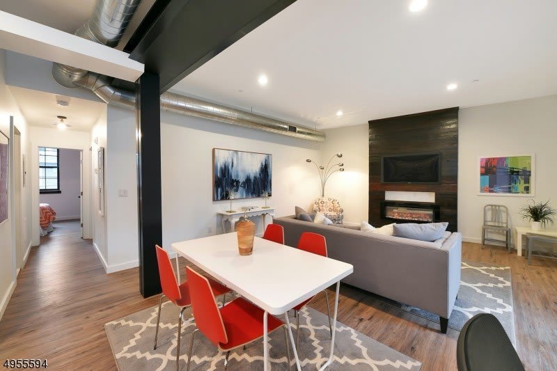 8 Personette St Unit 3 – photo 5