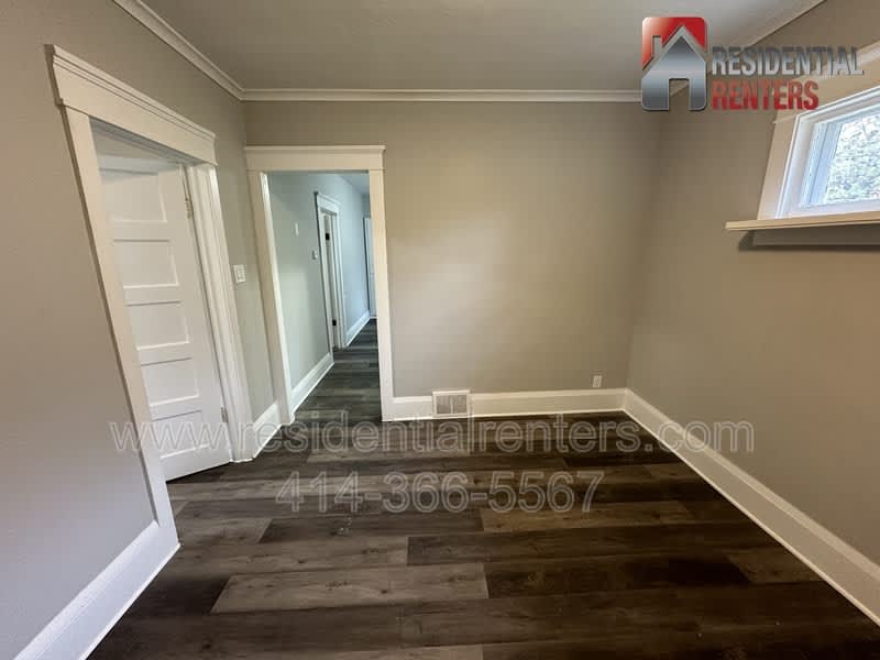 4220 W Hampton Avenue – photo 1