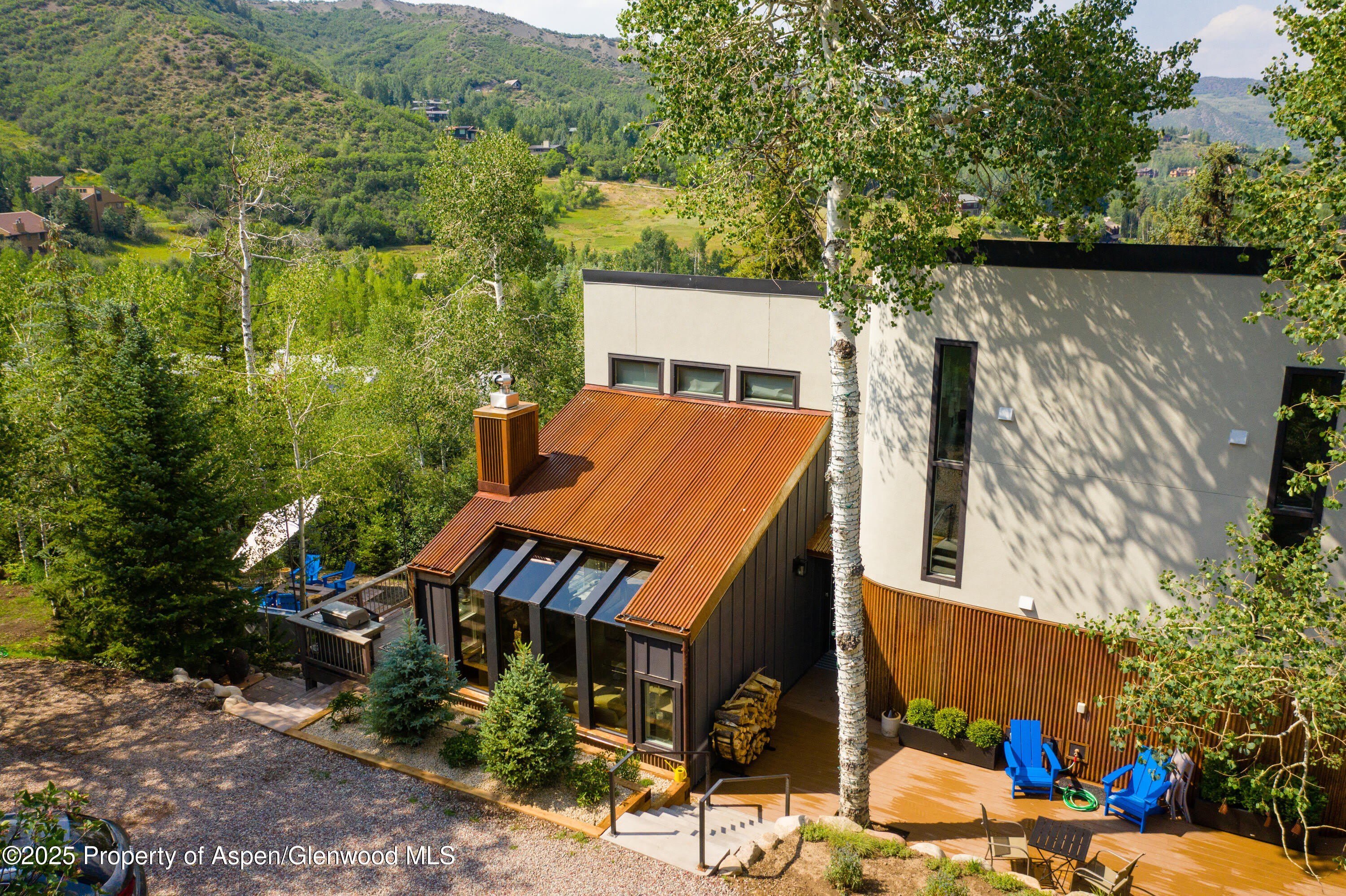 145 N Ridge Lane – photo 3