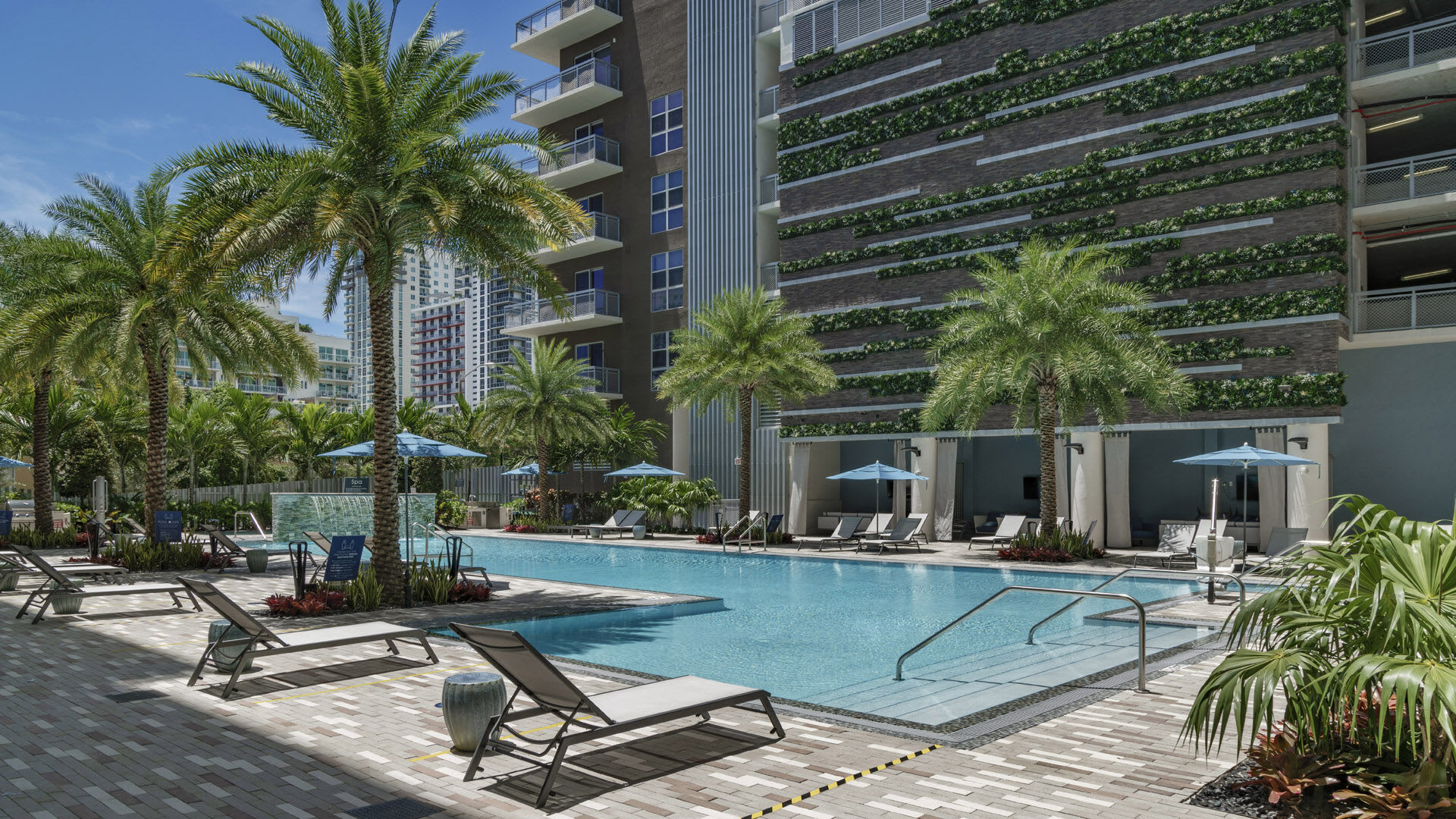 Blu27 at Edgewater – photo 1