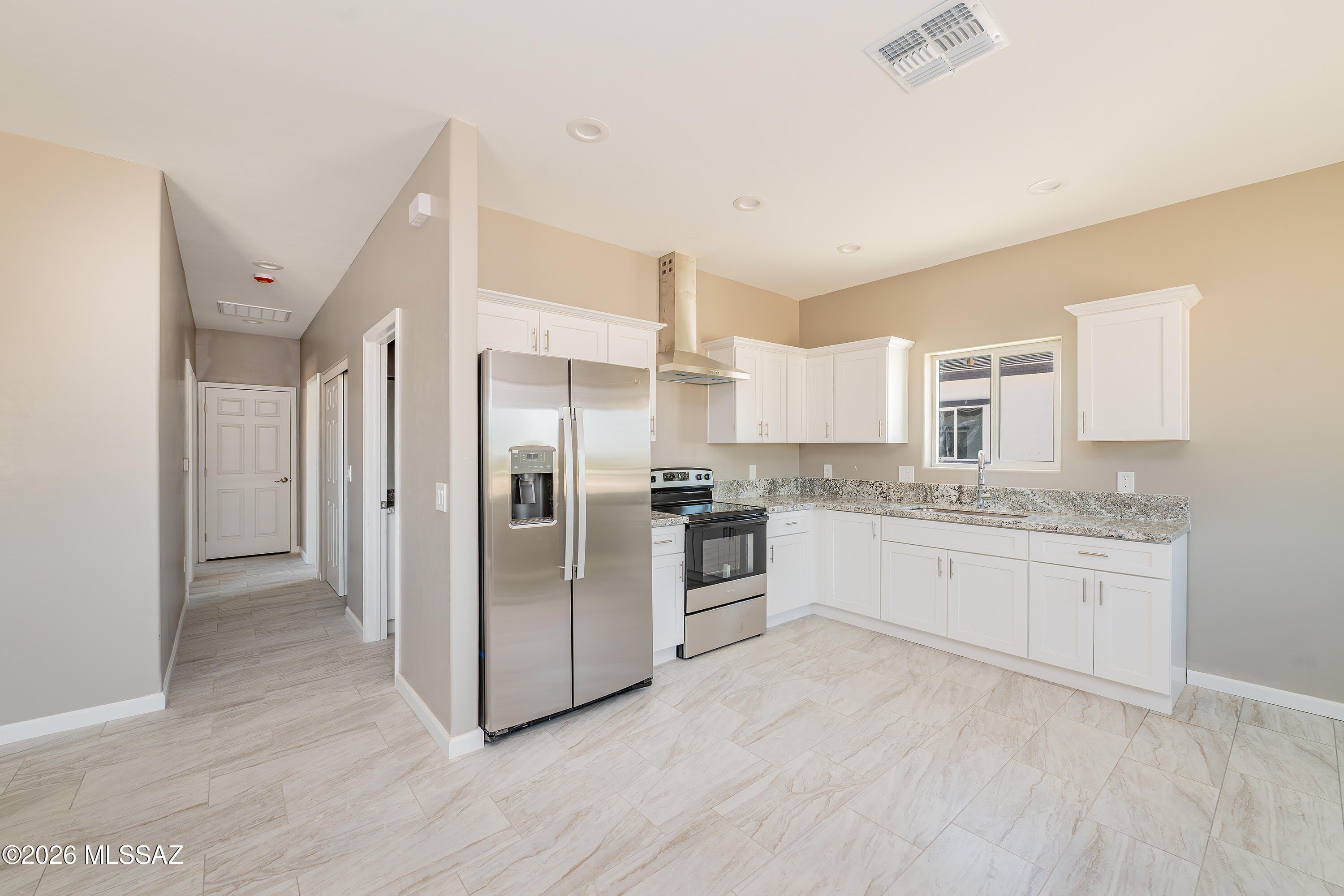 2487 S Campbell Avenue – photo 3