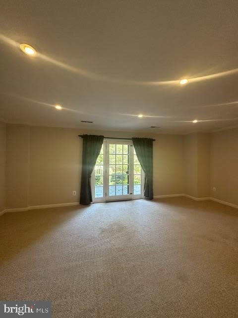 7412 HALLCREST Drive – photo 2